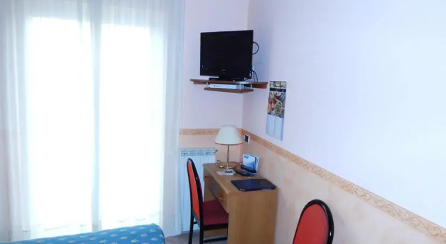 Hotel Torre Antica, Забронировать Отель Отели Лоано с бассейном, Бассейн