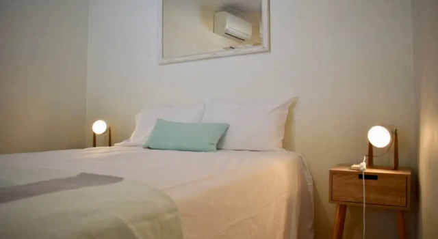 Stylish Cute Cottage in McMahons Point, Забронировать Дом для отпуска Коттеджи Sydney Region, Коттедж