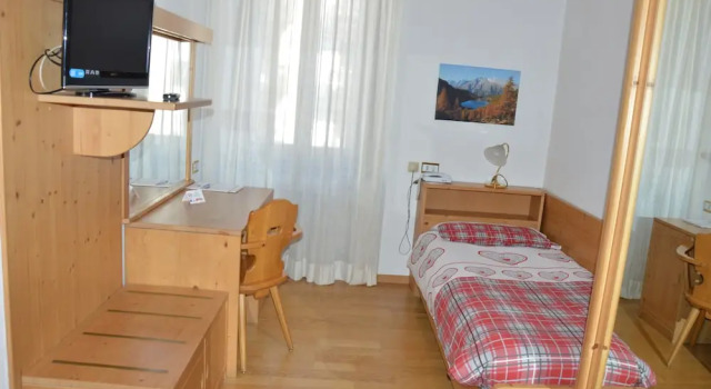 Single Room - Hotel Dolomiti Pinzolo