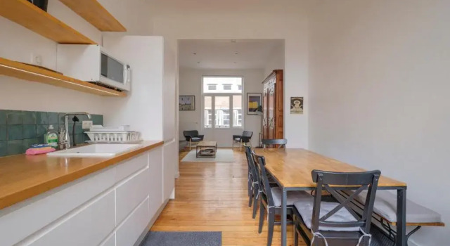 Апартаменты Spacious 2 bedrooms flat between Les étangs d'Ixelles and the University