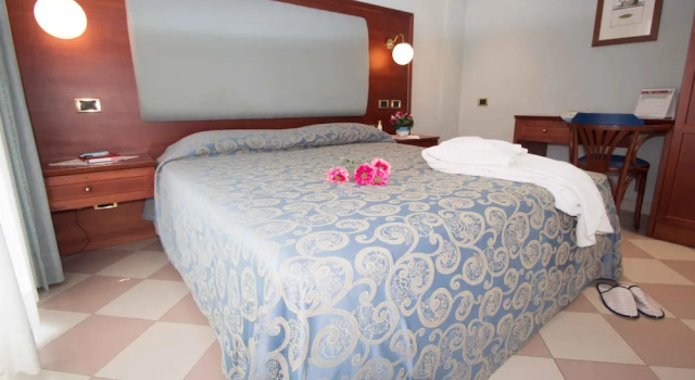 Апартаменты c 1 комнатой с видом на море Hotel Costazzurra