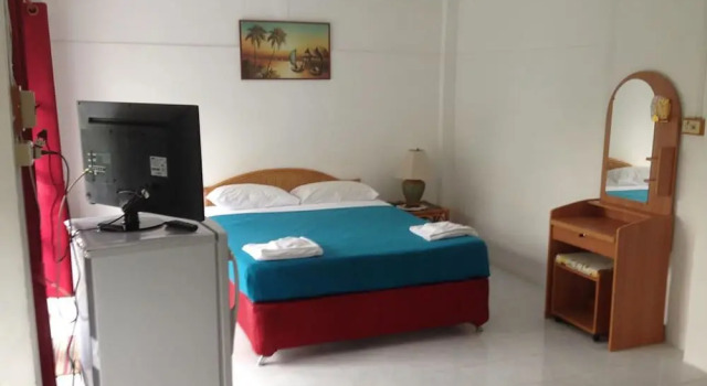 Семейный номер Standard с балконом A&B Hotel