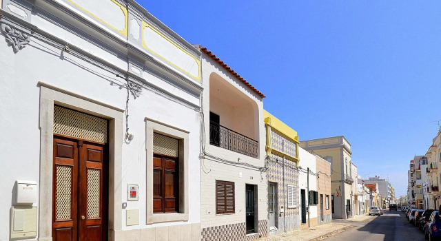 Peaceful Algarve Getaway, Rezerwuj Dom wakacyjny Hotele w Algarve z parkingiem, Parking