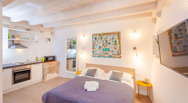 Люкс Comfort RAFAEL Rooms & Apartments Old Town by DuHomes