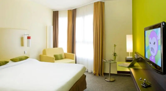 Номер Standard ibis Styles Nice Vieux Port