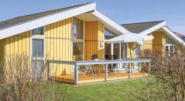 Nice Home in Rechlin With 2 Bedrooms, Sauna and Wifi