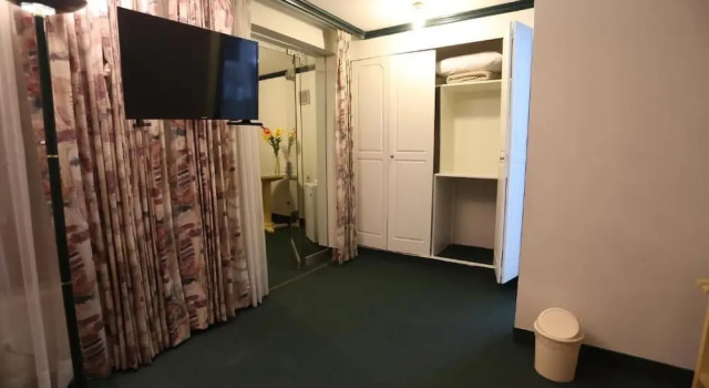 Standardowy czteroosobowy pokój Plaza Mayor Hotel