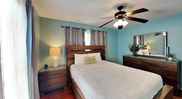 Sea Gem Turquoise by Ryson Vacation Rentals, Забронировать Отель Отели Галвестон 3 звезды, рядом с Научная лаборатория Галвестона NOAA Fisheries, 3*