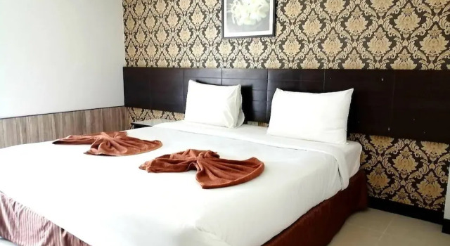 Двухместный номер Standard с балконом Grand Pruksa Siri Apartment
