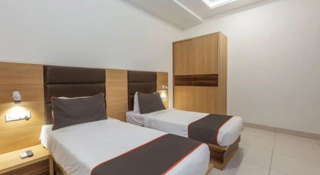 Townhouse 495 IGI Airport