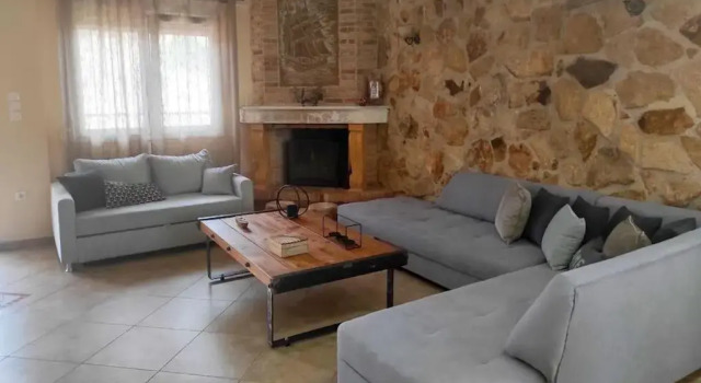 Вилла Nikos House Megara