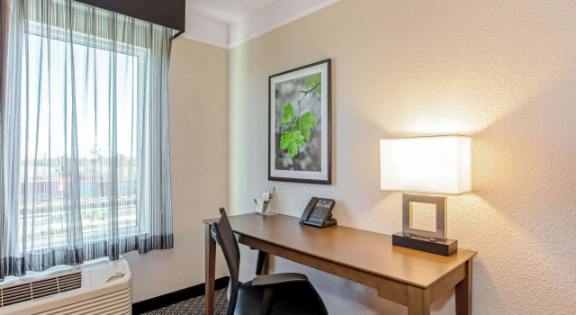 La Quinta Inn & Suites by Wyndham Panama City, 预订 酒店 巴拿马城海滩 Panhandle Florida