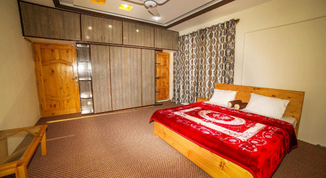 Continental Guest House Skardu, Забронировать Гостевой дом Отели Скарду с парковкой, Парковка