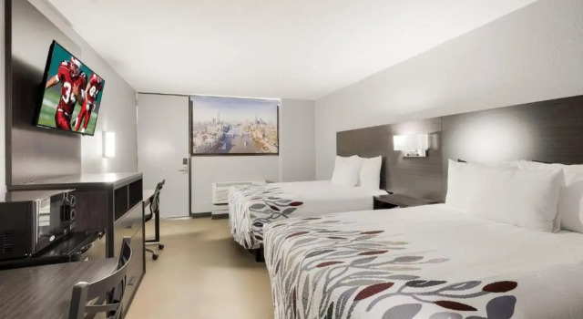 Четырёхместный номер Deluxe Red Roof Inn Alexandria, LA