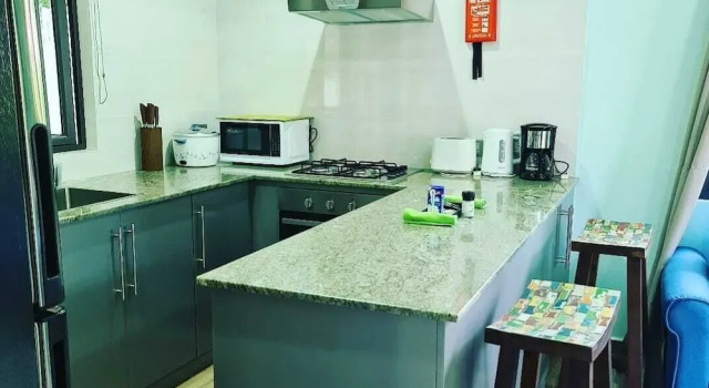 Бунгало c 1 комнатой с балконом Casa De Leela Self Catering Guest House