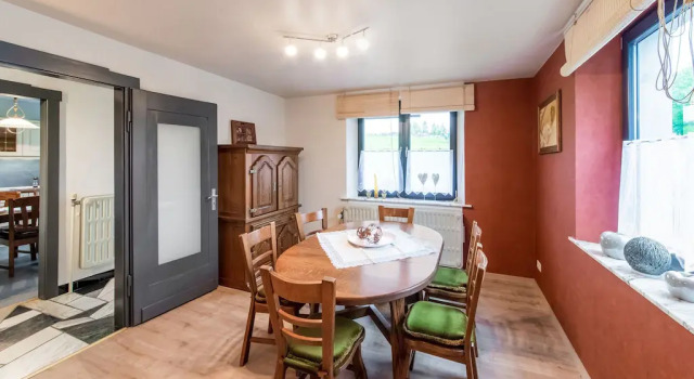 Holiday Home in Bullingen With Garden