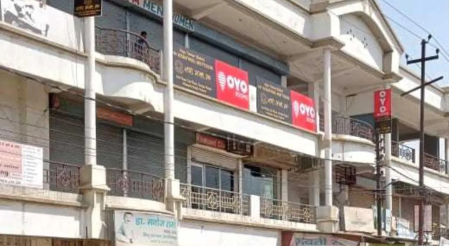 OYO 70049 Hotel Pearl Inn