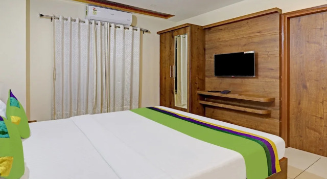 Двухместный номер Standard Treebo Skanda Suites