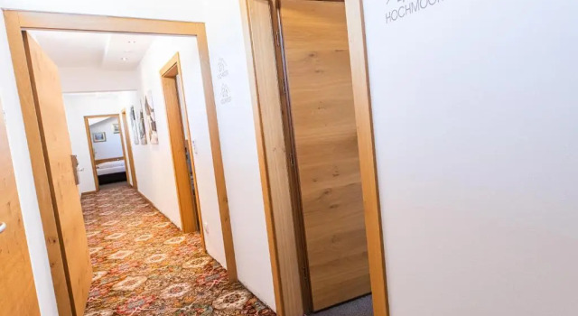 Апартаменты с 3 комнатами Hotel Hochland