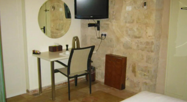 Двухместный номер Standard St. George’s Cathedral Pilgrim Guesthouse   Jerusalem