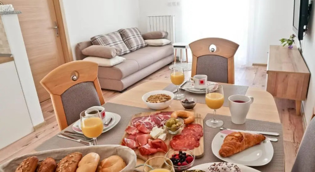 Апартаменты с видом на сад Apartment Komljenovic
