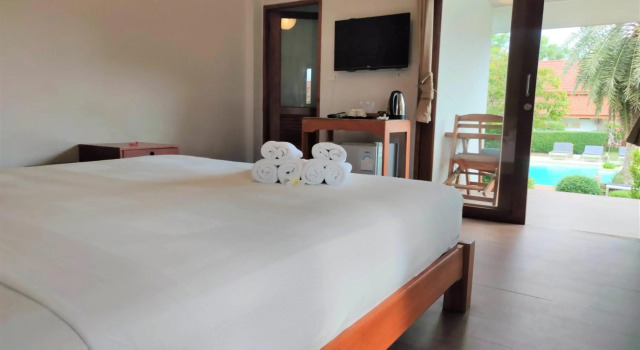 Armonia Village Resort and Spa, Rezervovat Lázně / Resort Hotely v Chumphon s bazénem, Bazén