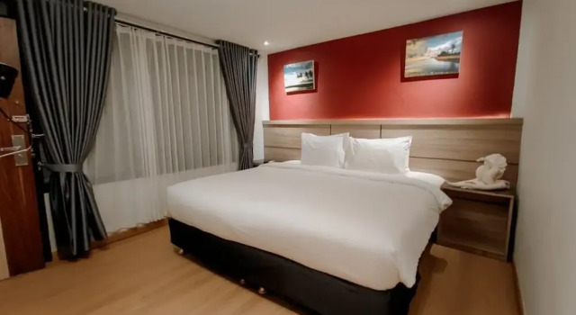 Portola Tiara Hotel Meulaboh, Book Hotel Hoteller i Meulaboh med parkering, Parkering