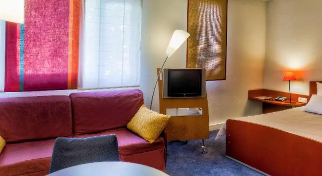 Семейный номер Standard с 2 комнатами Novotel Suites Clermont Ferrand Polydome