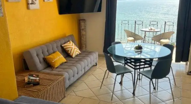 BEACHFRONT 14 Floor, Rezerwuj Apartamentowiec hotelowy Puerto Vallarta Jalisco