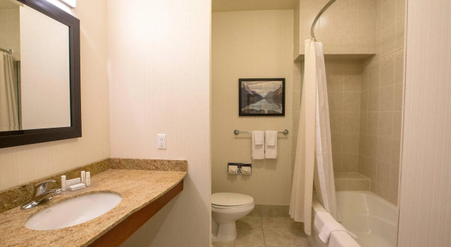 Двухместный номер Standard с видом на город Courtyard by Marriott St. Johns Newfoundland