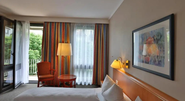 Двухместный номер Standard с балконом Hotel Quellenhof