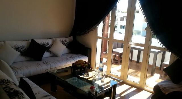 Appartement Complexe La Cassia, Rezerwuj Apartament Hotele w Tanger-Tetouan z parkingiem, Parking