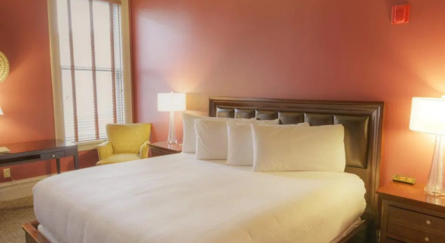 Двухместный номер Deluxe Montvale Hotel