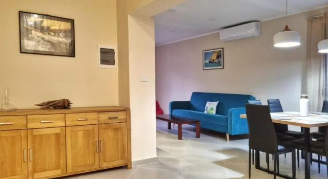 Люкс с 2 комнатами Villa Risan Apartments
