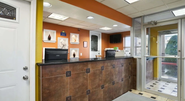 Days Inn Airport Nashville East, Foglalás Szálloda Nashville Tennessee