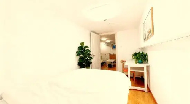 Люкс Comfort Zizaiju Serviced Apartment