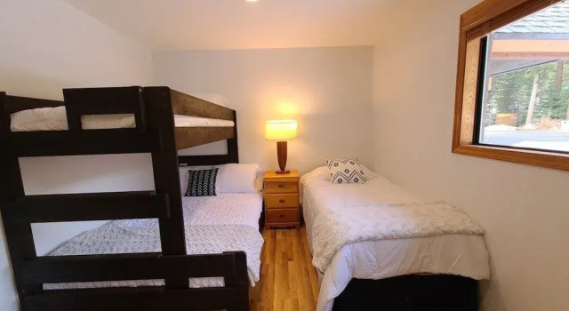 Коттедж Ivh0869 - Cinnabar Creek 3 Bedroom Home