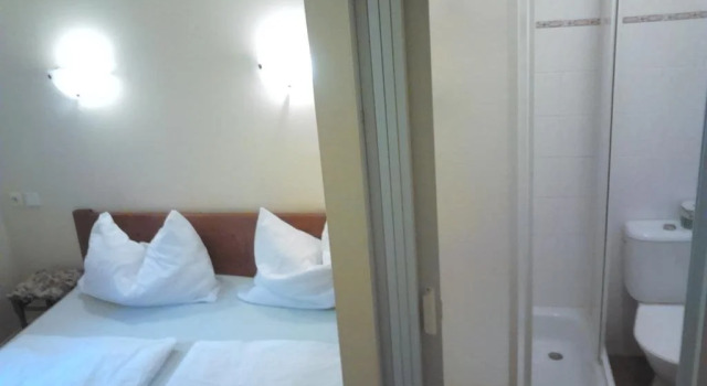 Penzion Janata, Rezerwuj Hotel Hotele w Central Bohemia z parkingiem, Parking