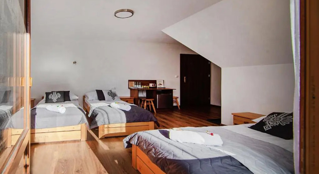 Apartamenty Majerczyk, Book Apartment Hotels in Tatras with Parking, Parking