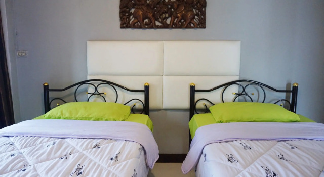 Waleepai Resort, Rezervovat Lázně / Resort Hotely v Central Thailand se snídaní, Snídaně