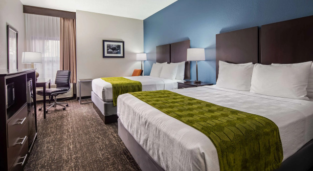 Четырёхместный номер Standard Best Western Rock Hill