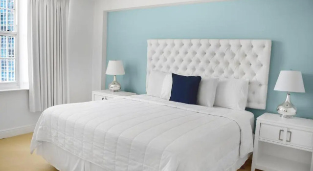 Люкс Corner Master с 2 комнатами с видом на океан Seacoast Suites on Miami Beach