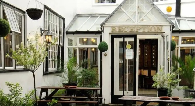 Talbot Hotel, Prenota Hotel Stourbridge 