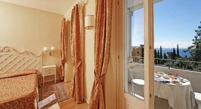 Двухместный номер Standard с балконом Villa Sofia Hotel