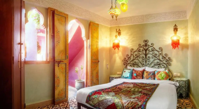 Camera Standard Riad Roxanne