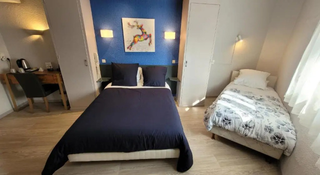 Standart üç kişilik oda Hotel Aragon