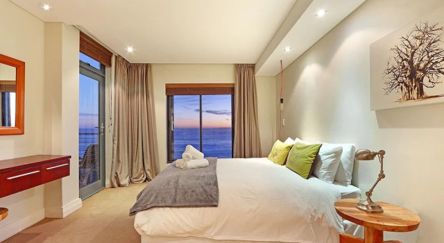 Eden on the Bay 250, Забронировать Отель Отели Cape Peninsula с парковкой, Парковка