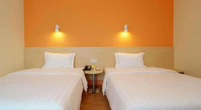 Двухместный номер Business 7 Days Inn Nanchang Ru Zi Road
