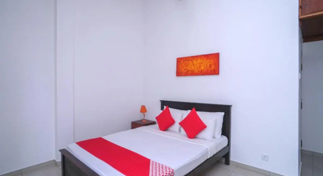 Апартаменты PRANA Beach Hotel Hikkaduwa