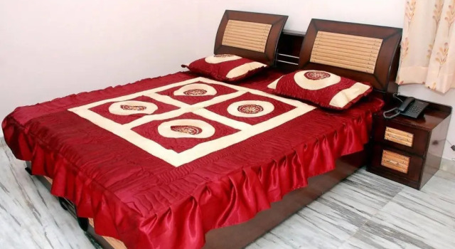 Jogmaya Hotel, Забронировать Отель Отели штата Раджастхана с парковкой, Парковка